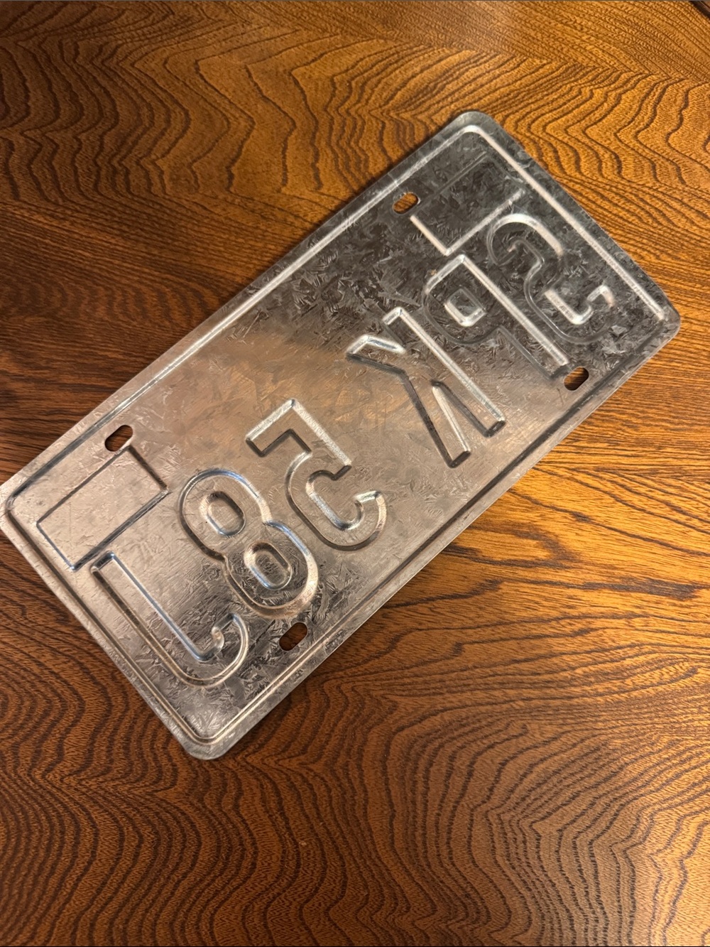 Texas Steel VTG License Plate "SPK-58J" - White & Navy with Red Detail - Picture 5 of 5